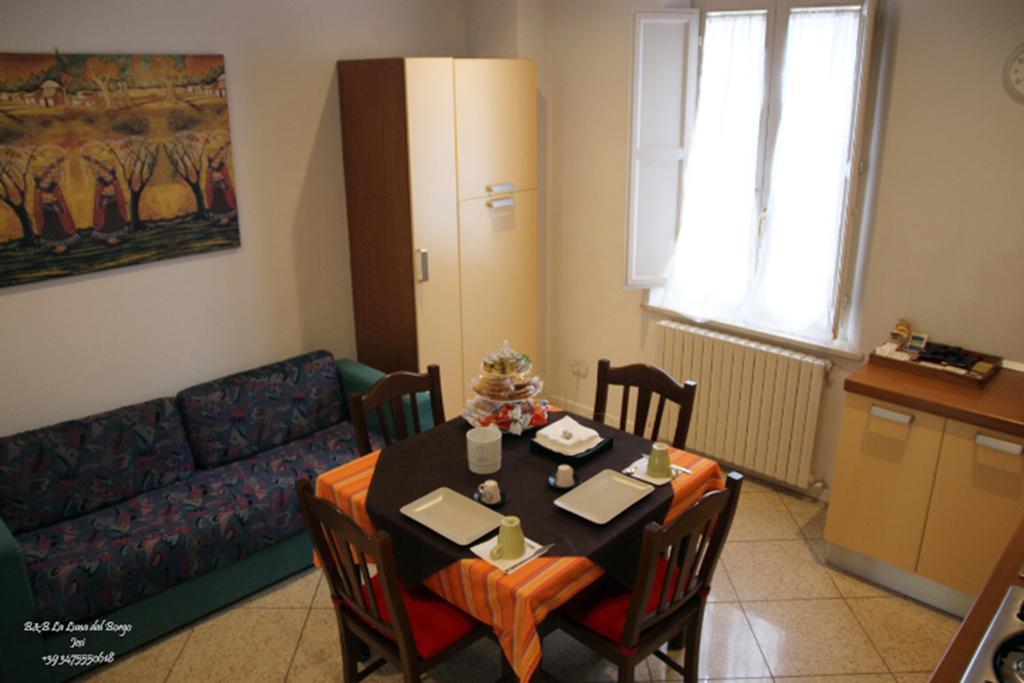 B&B La Luna Dal Borgo Iesi Exteriér fotografie